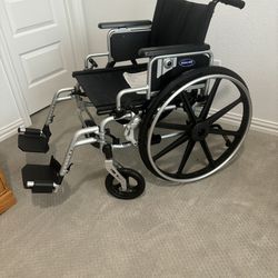 Invacare insignia Wheelchair- Excellent Condition 