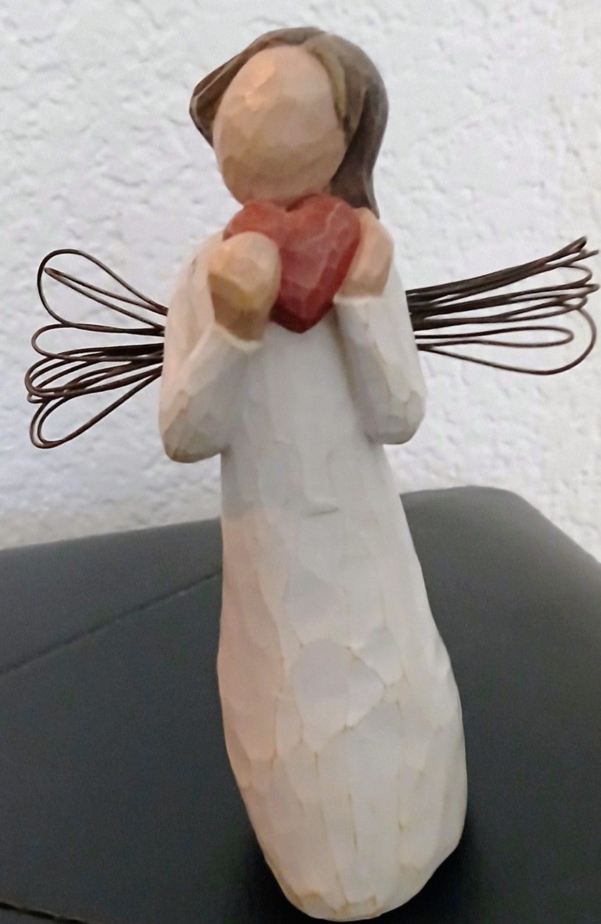 Willow Tree Angel Figurine Holding A Red Heart