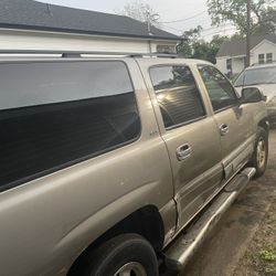 Yukon Xl GMC truck 
