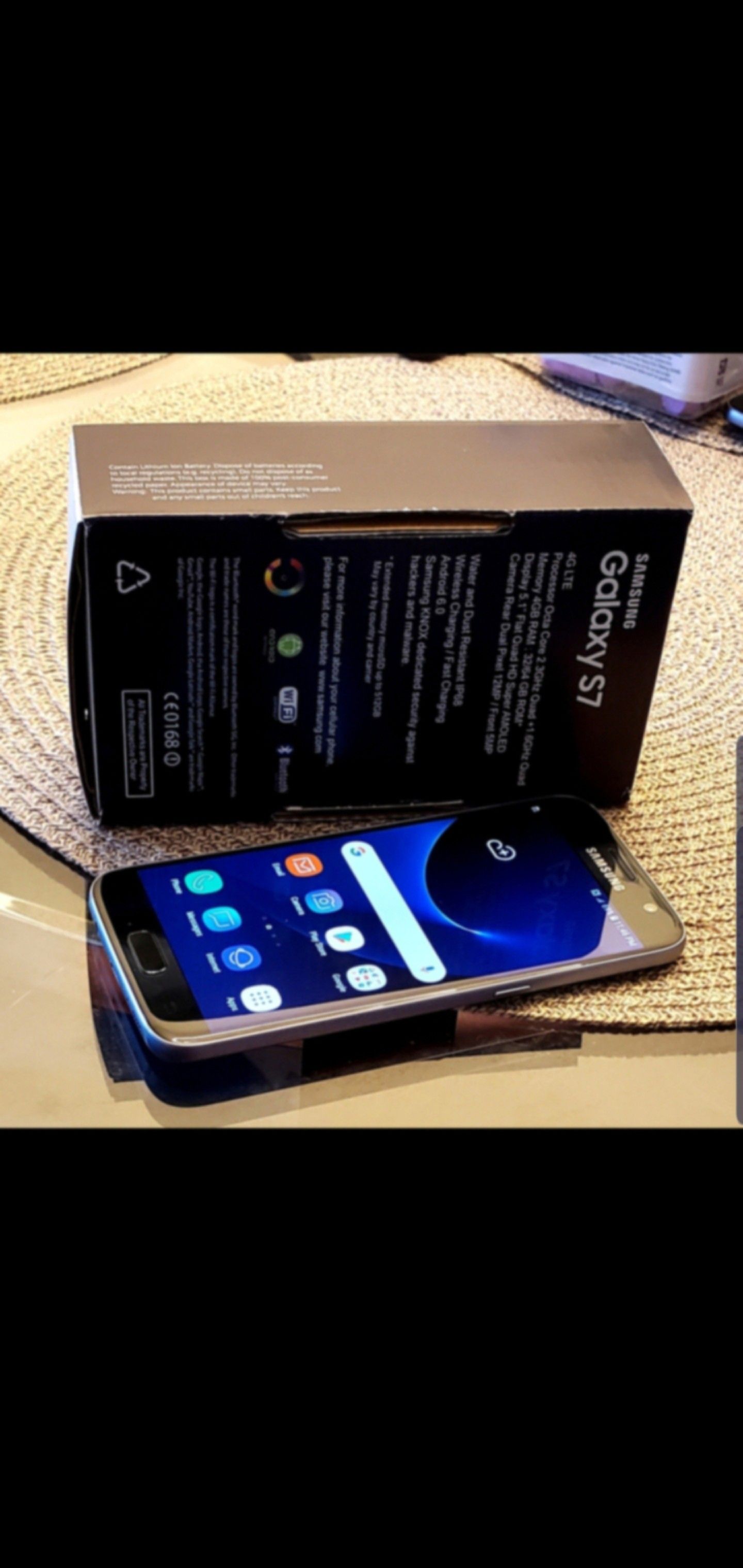 Black Unlocked Samsung Galaxy S7 32GB ATT T-MoBile Metro Cricket