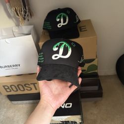 Gallofino Hat X Marca Registrada 