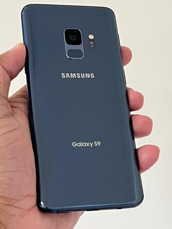 Samsung.. Galaxy.. S9  , Únlocked  for all Company Carrier ,  Excellent Condition  Like New 