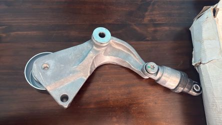 ***New Dayco belt tensioner 2006-2015 Honda civic 1.8L-2.0L