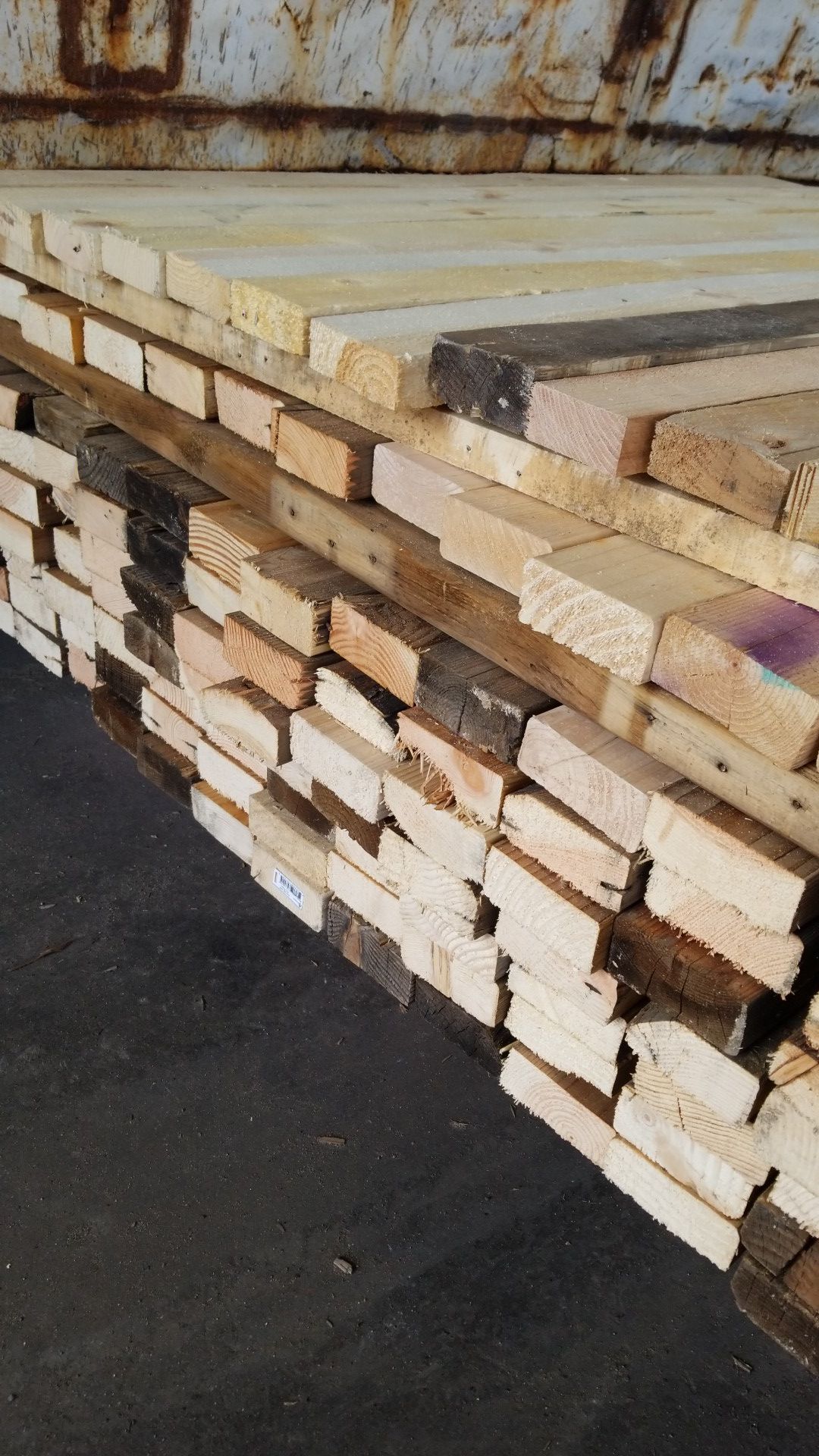 Stud wood (2x4)