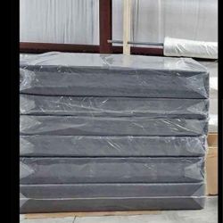 queen size new box spring can deliver 