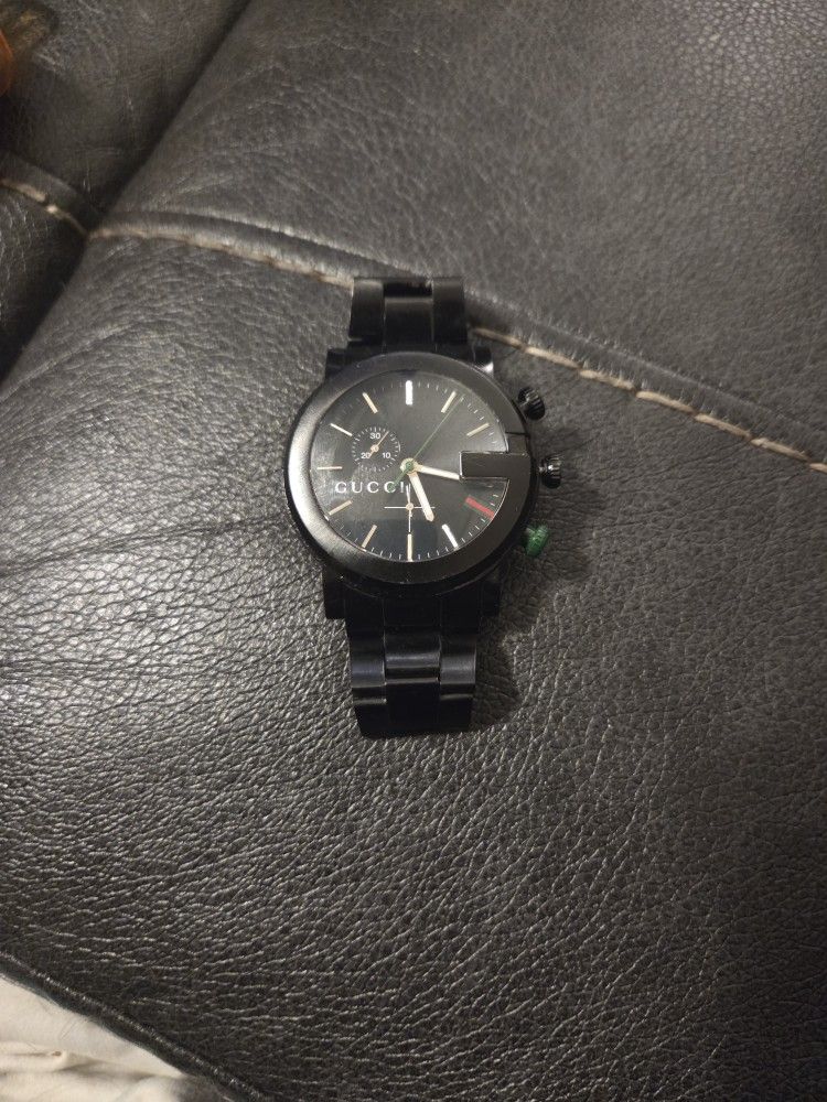 Gucci Watch/sunglasses/shoes 
