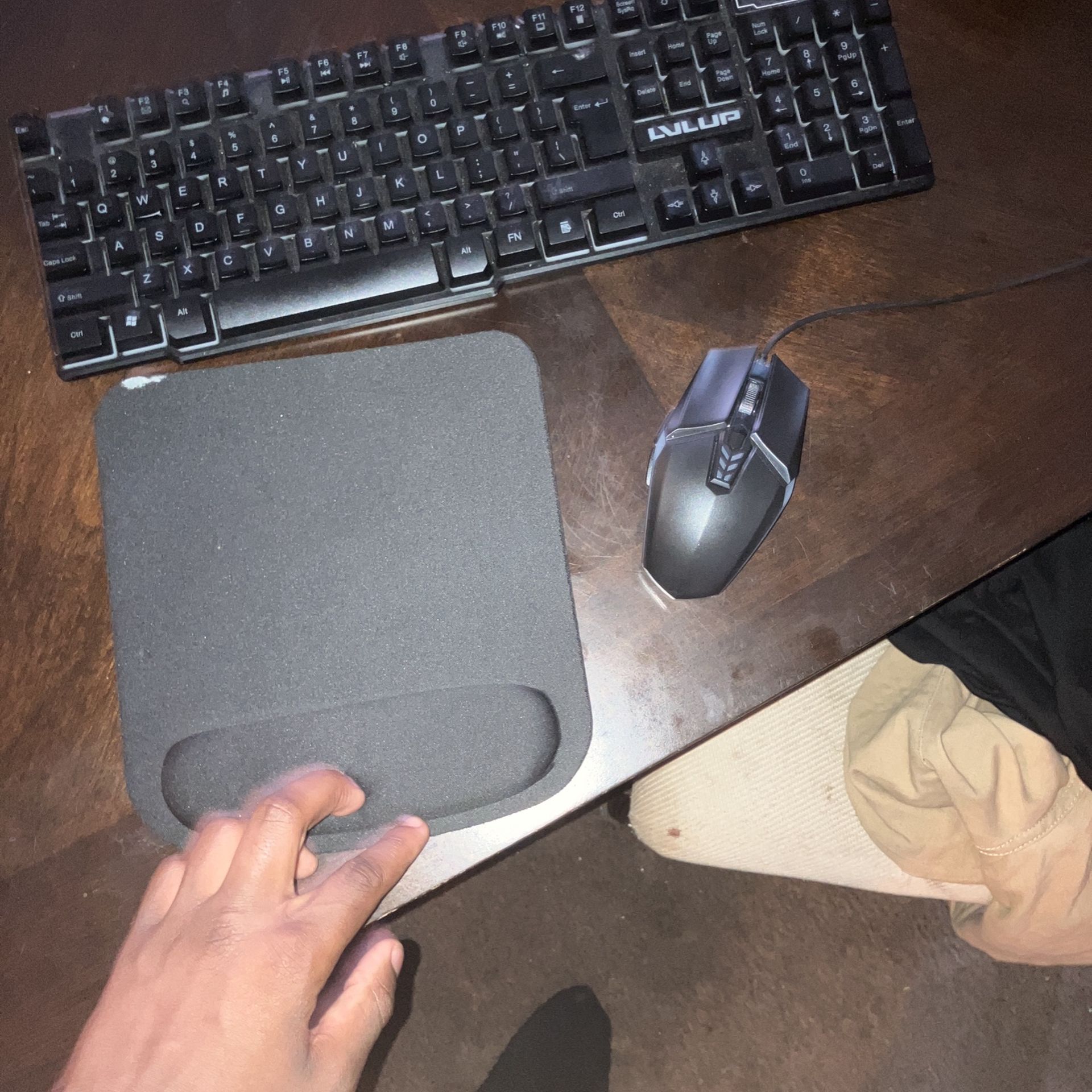 Keyboard,mouse,and Mouse Pad Combo