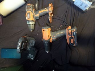 2 rigid. 18v screw gun 1 battery only with charger