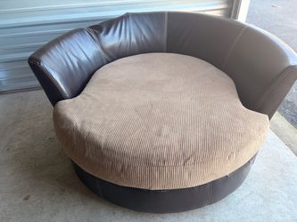 Circle rotating couch