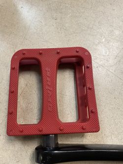 Primo Red Pedals