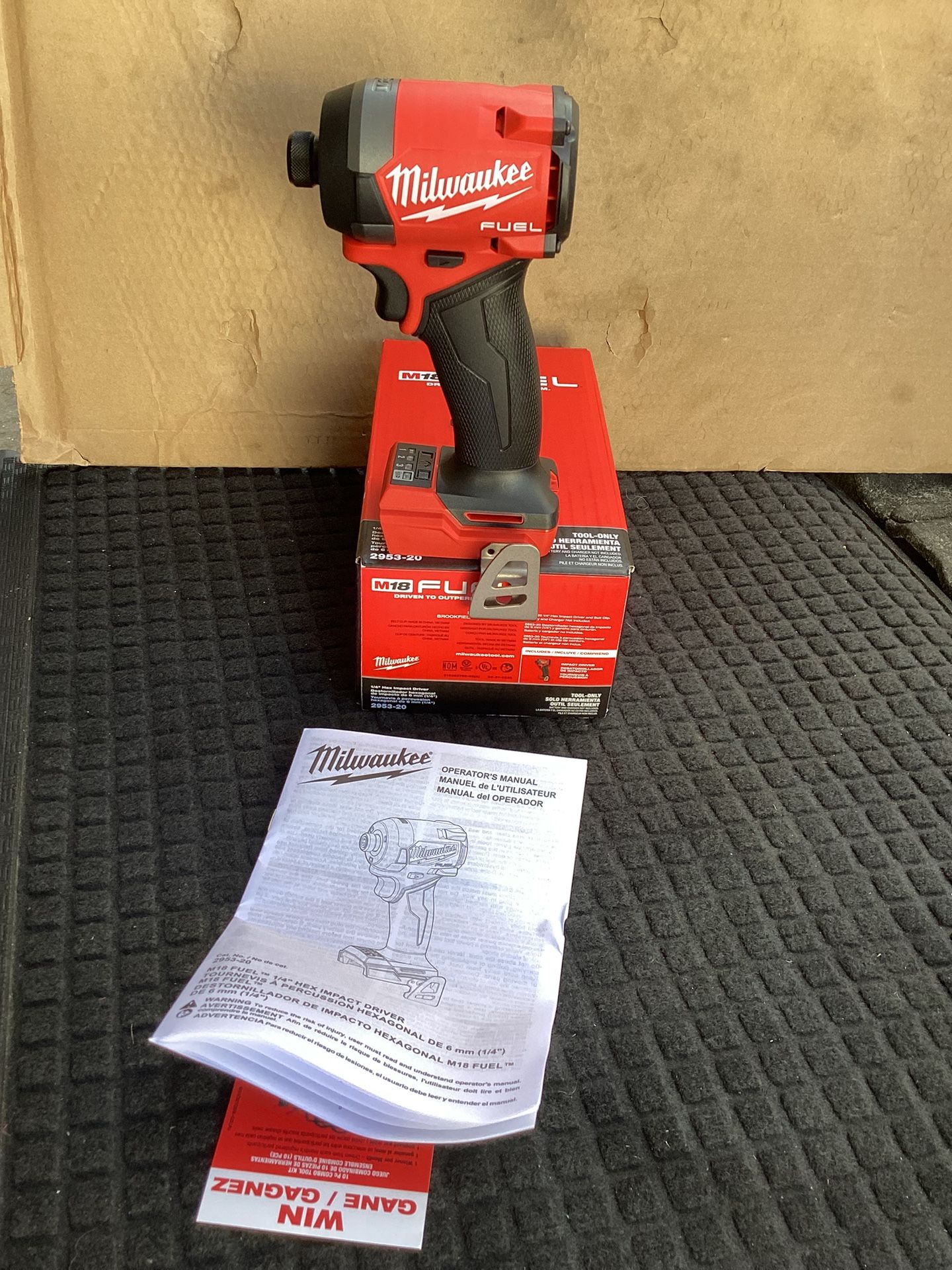 MILWAUKEE M18 FUEL 18V LITHIUM -ION BRUSHLESS CORDLESS 1/4-IN HEX IMPACT DRIVER ( TOOL ONLY )
