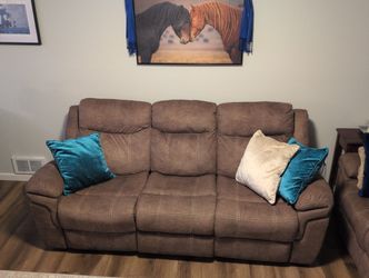 Couch with 2 built-in Recliners, drink holders and USB chargers