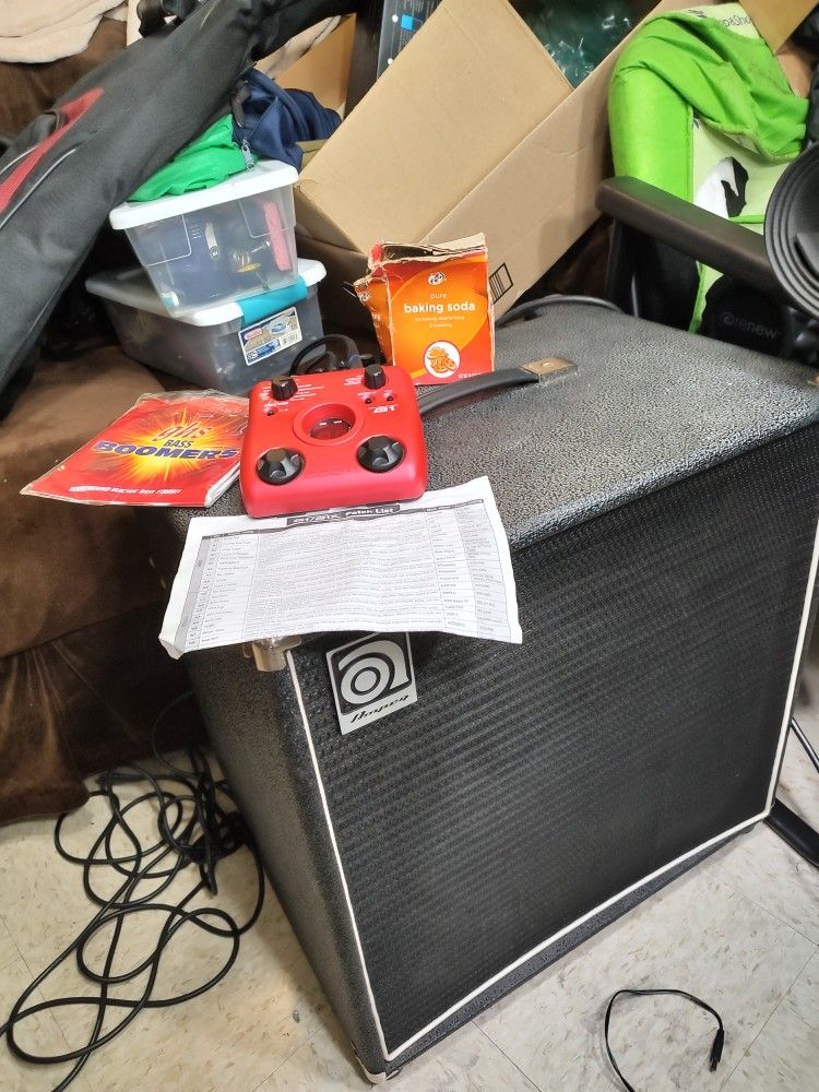Ibanez Bass Guitar Ampeg B A 115 Amp, Zoom Pedal, Gig Bag, Wires