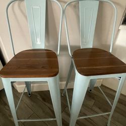 Bar Stools 