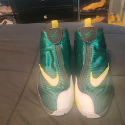 Gary Payton Flight 98 Men's 10.5 Excellent Condition 