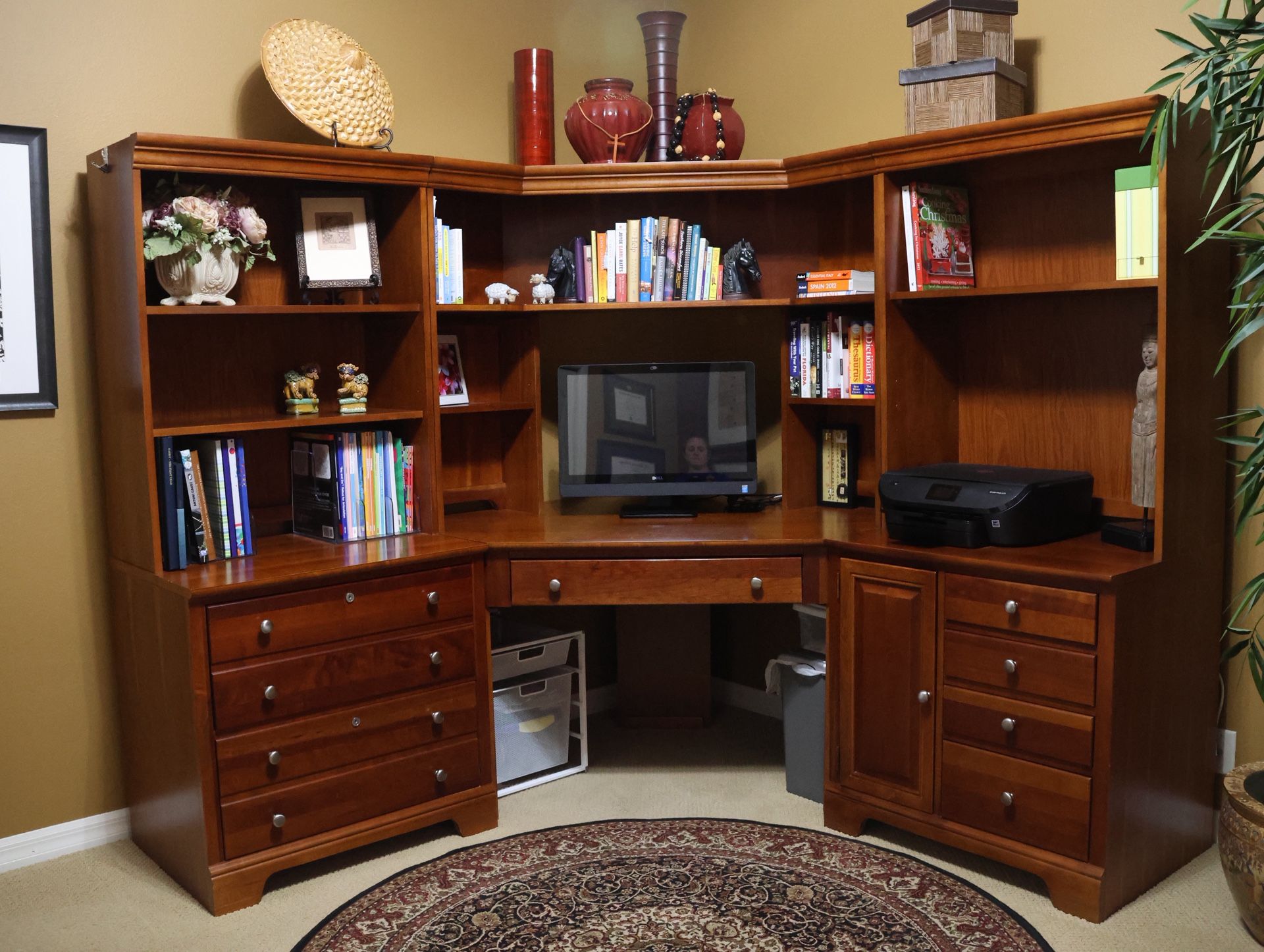 Stanley Furniture Wood Home Office Computer Desk With Storage