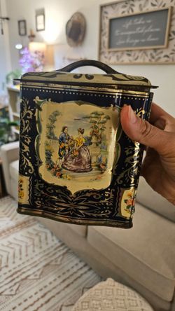 Vintage Tin Box/Trinket Box
