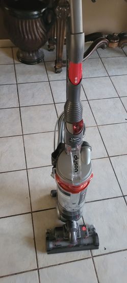 Dyson Vacuum 