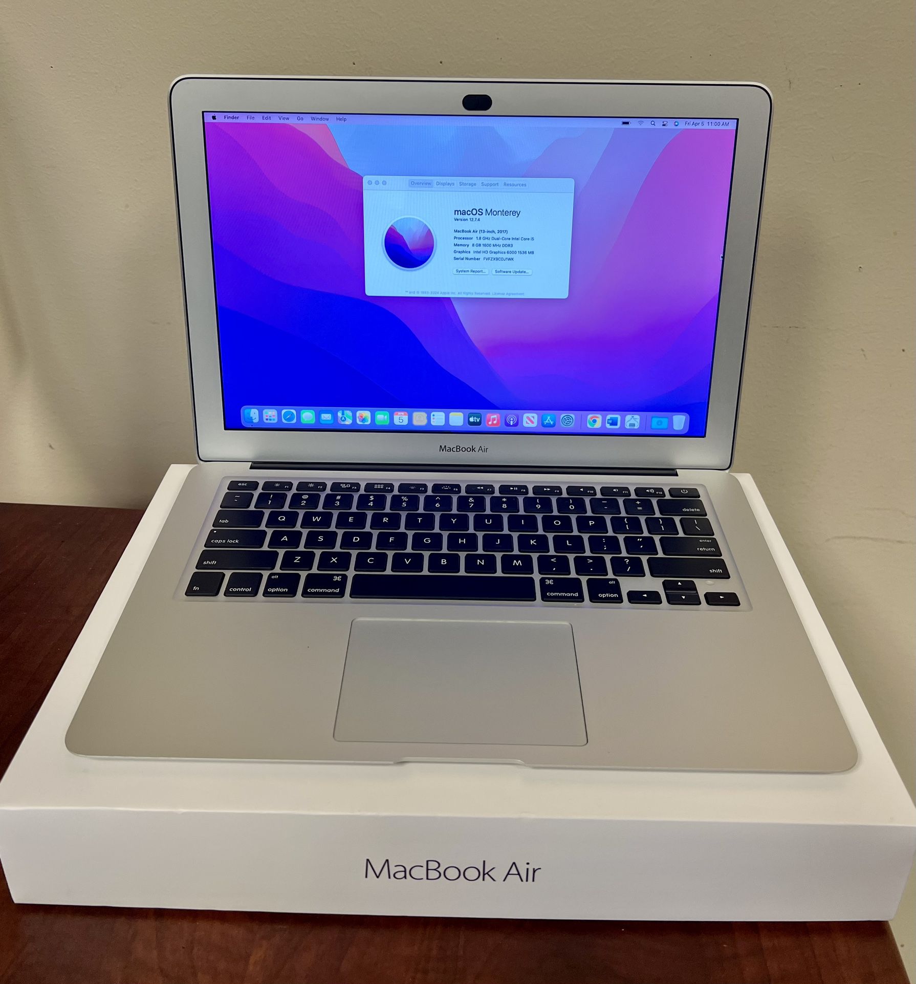 MacBook Air 2017 with Office 2019