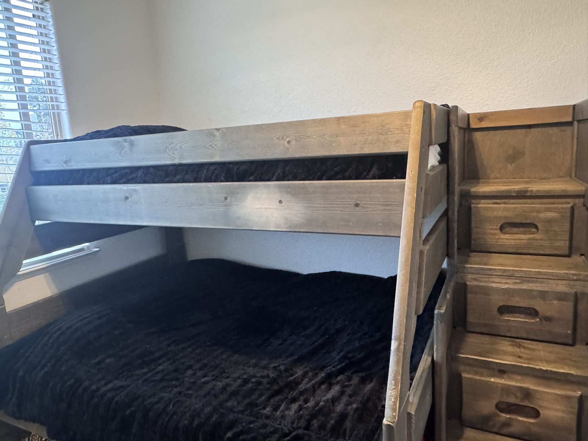 Twin Over Full Bunk Bed