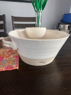 NWT Mud Pie chips and dip bowl set