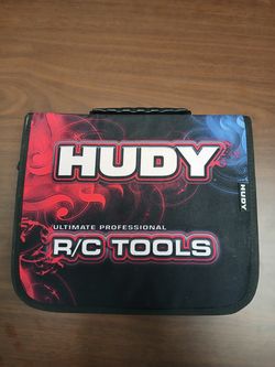 Hudy Limited Edition 17-Piece Metric Tool Set w/Carrying Case