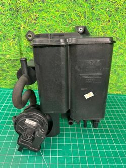09-15 Audi Q7 Fuel Vapor Charcoal Canister OEM