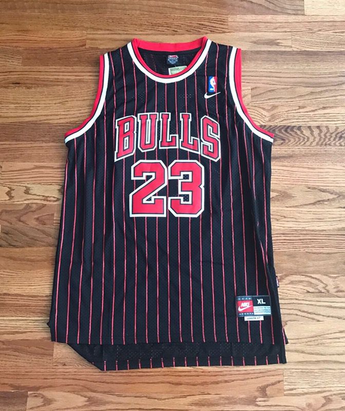 Retro NBA Chicago Bulls Jordan #23 XL (NEW)