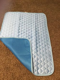 Dog cooling mat 27” x 39”