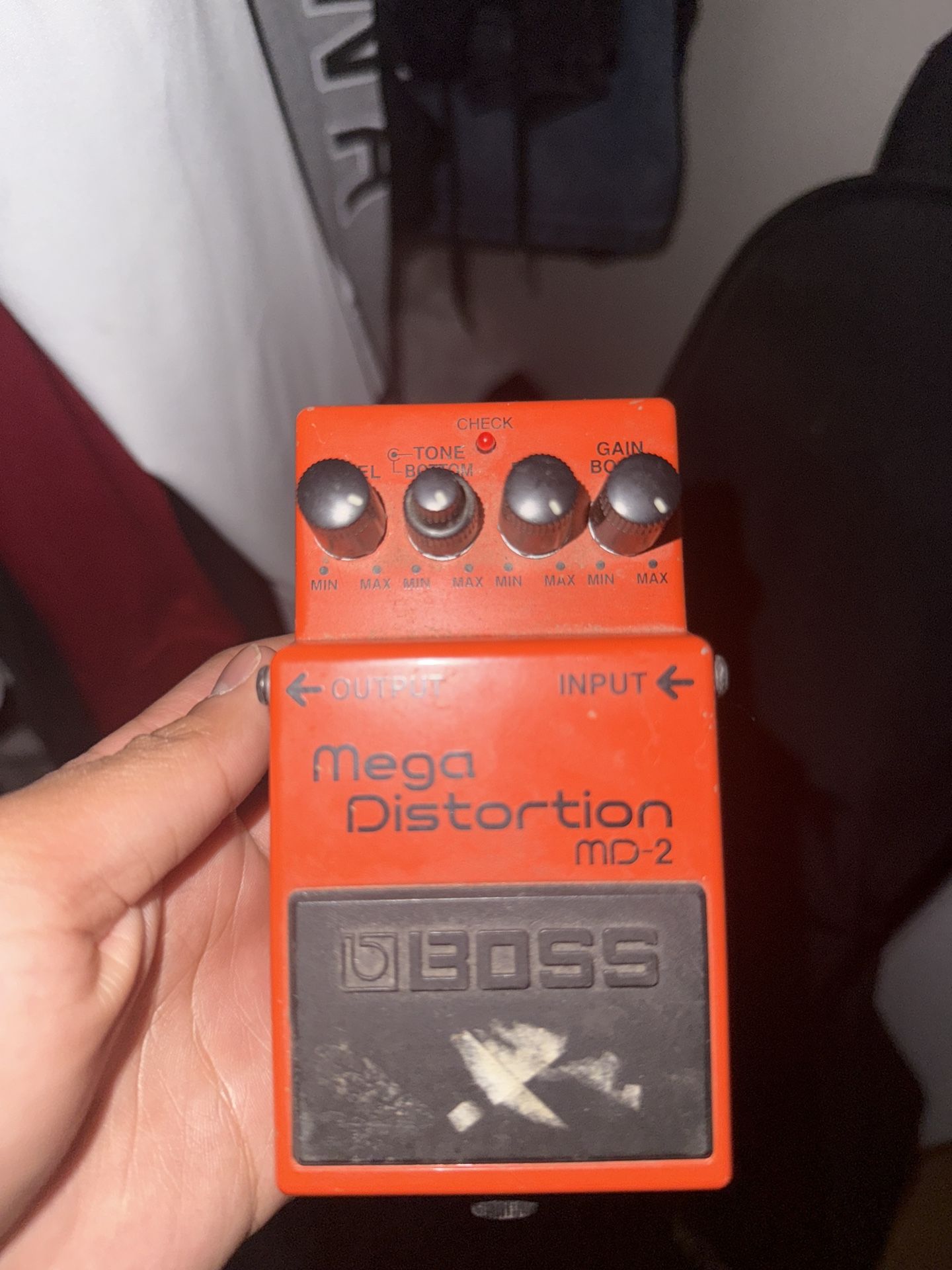 Boss MD-2 Mega Distortion Pedal