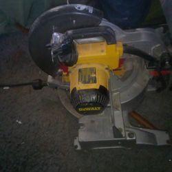 DeWalt Miter Saw