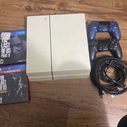 PS4 White