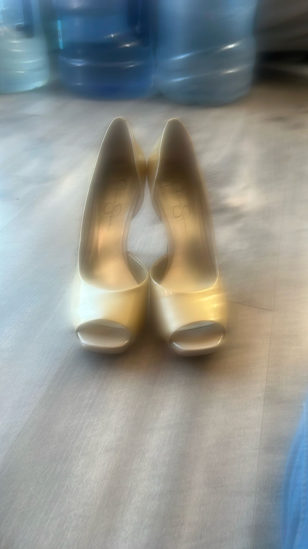 Cute Gold Jessica Simpson Heels