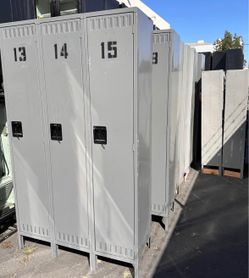 Very nice three door, wardrobe locker, Employee, Metal Cabinet Storage