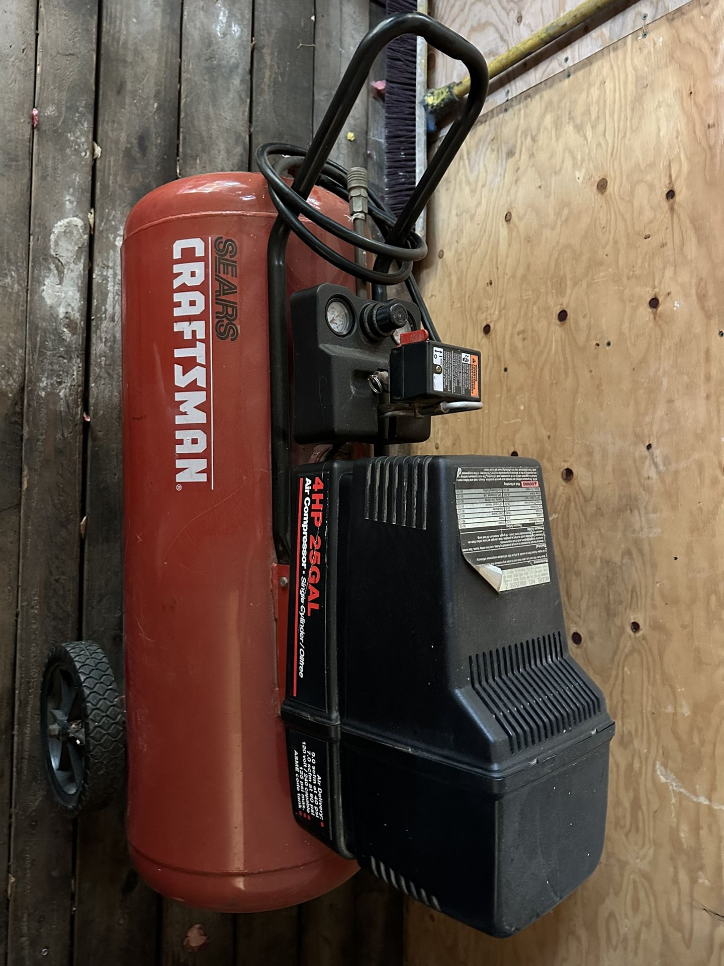 Air compressor
