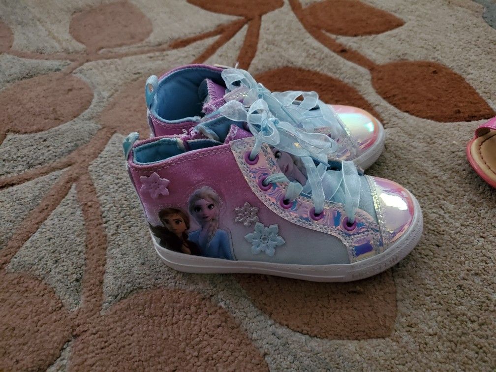 Toddler girls size 7c frozen sneakers