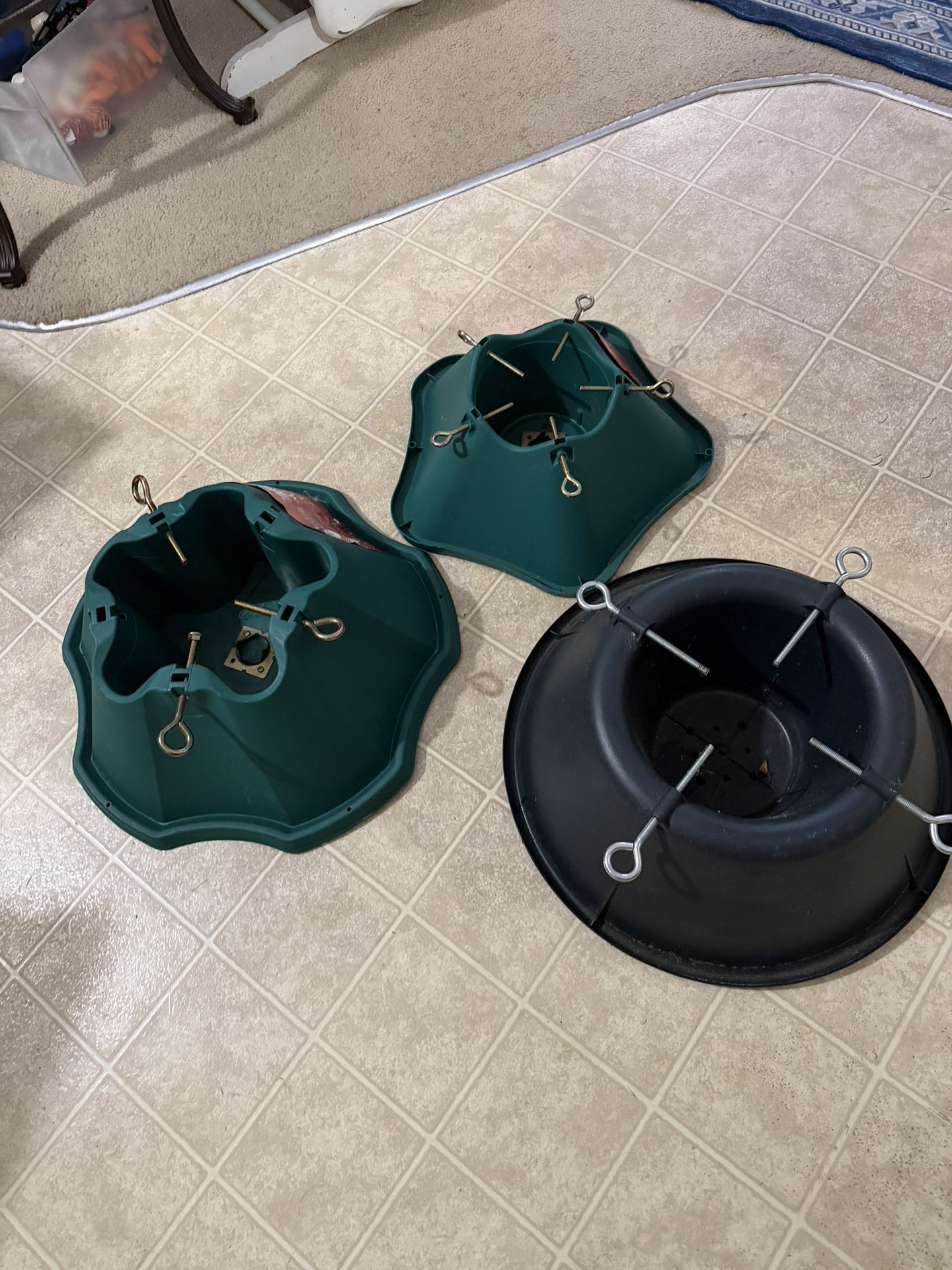 Christmas Tree Stands (READ FULL DESCRIPTION BELOW👇)