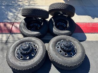 Ram 3500 Dually rims/tires 17 Goodyear AT 235/80/17
