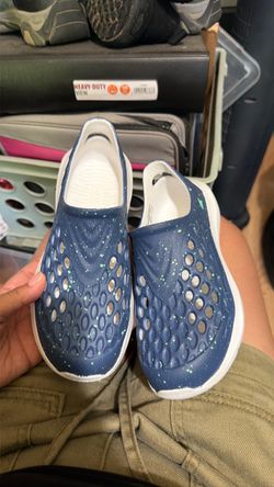 Kids water shoes