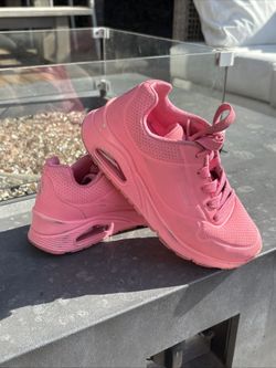 Girls Skechers Pink Size 1 Great Condition 