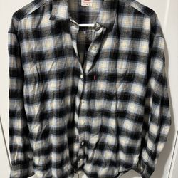 Levi’s Flannel 
