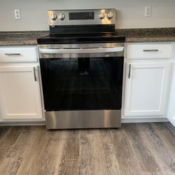 LG Electric Stove