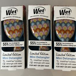 Wet Brush Mini Detangler