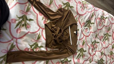 Size small front tie shirt