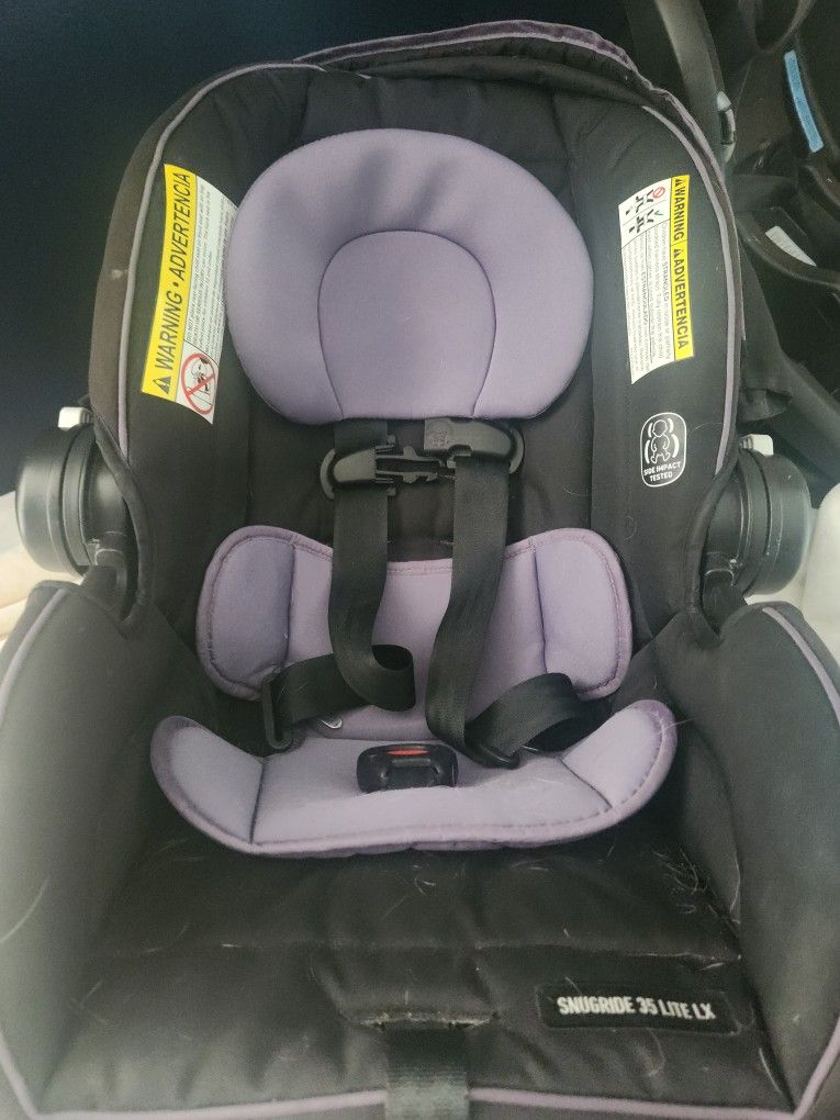Graco Infant Car Seat/2 Bases