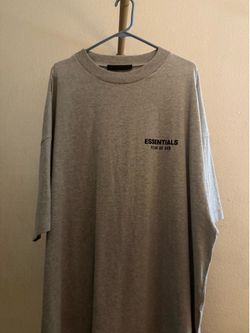 Essentials grey/black shirt size L