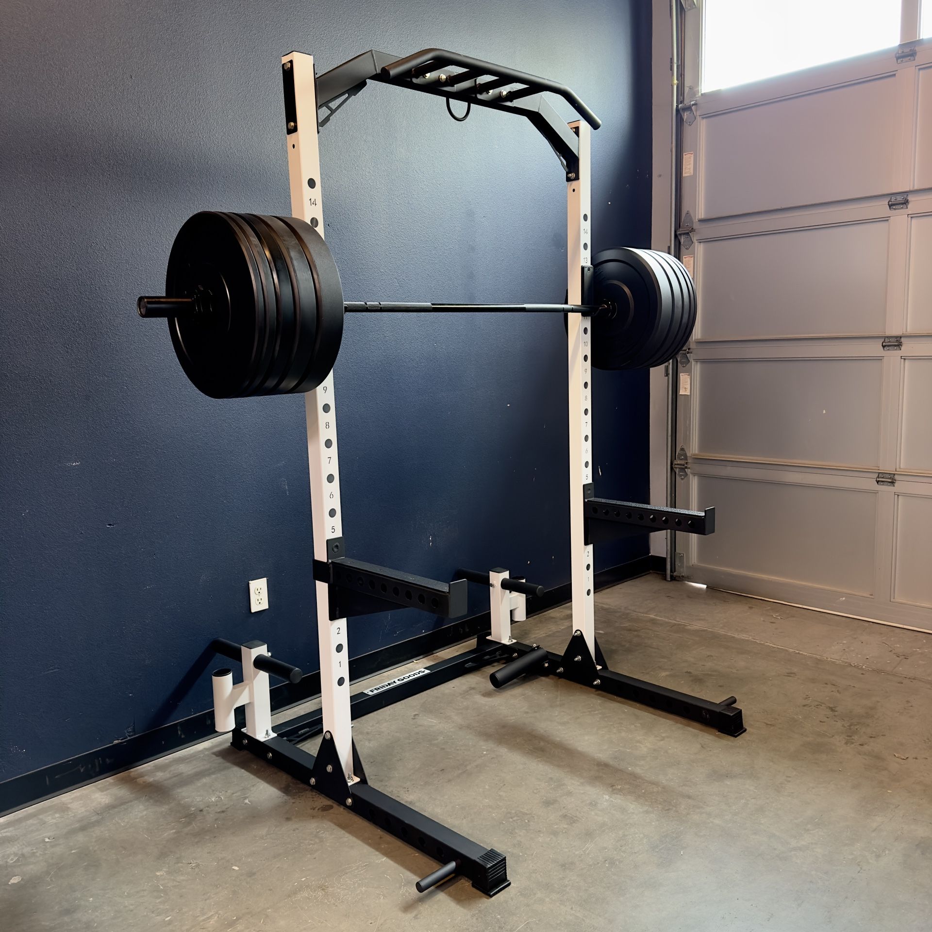 Brand New Squat Rack Power Cage 260 Lb Olympic Bumper