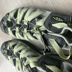 Keen Hiking Sandal 