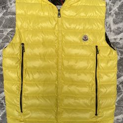 Yellow Moncler Vest With Hood / Size -L