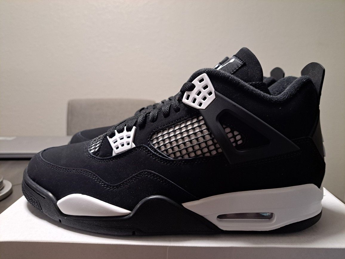 Jordan 4 White Thunder